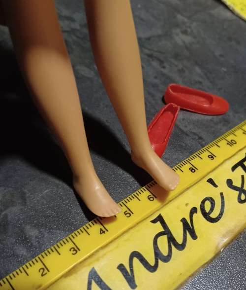 Vintage Barbie Little Sister Brunette Skipper by Mattel Doll / Box 1963 # 0950