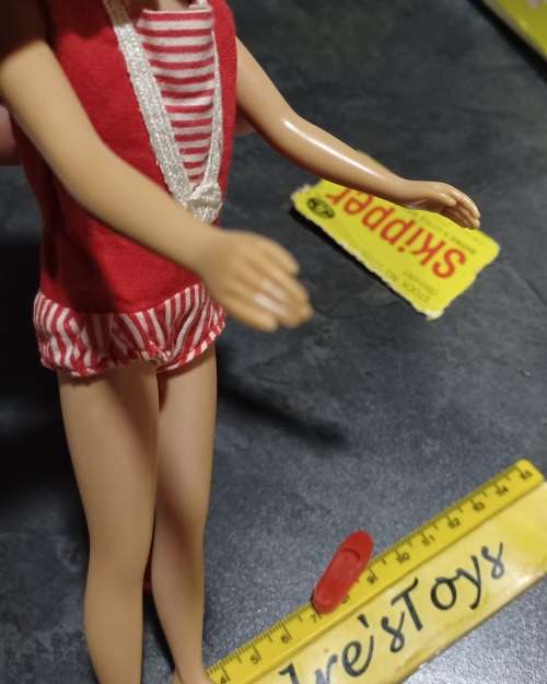 Vintage Barbie Little Sister Brunette Skipper by Mattel Doll / Box 1963 # 0950