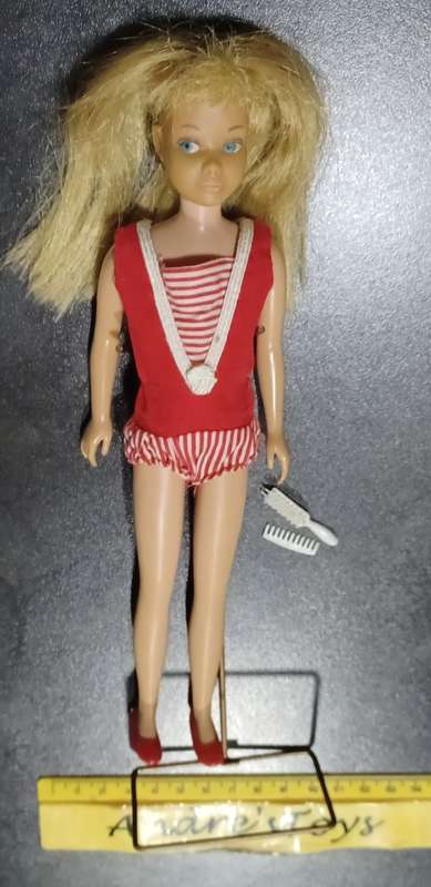 Vintage Barbie Little Sister Brunette Skipper by Mattel Doll / Box 1963 # 0950