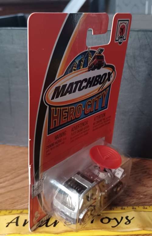 2002 Matchbox ~  #43 Weather Radar Truck ~ Mint on Long card