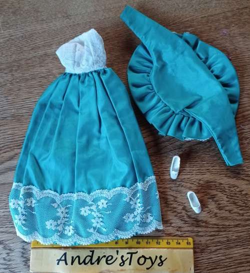 Vintage Barbie_ Outfit ~ Green with lace