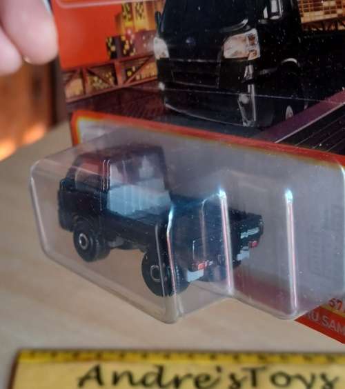 2021 Matchbox ~  #57/100 Subaru Sambar~ Mint on Short card