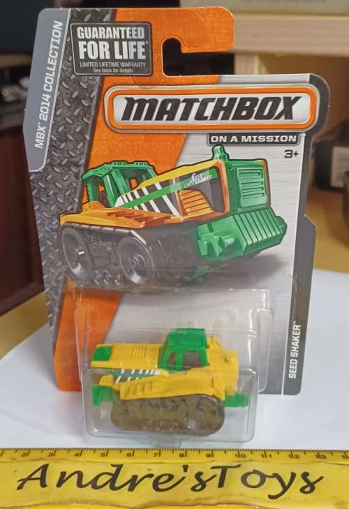 2014 Matchbox ~  Seed Shaker ~ Mint on Long Card