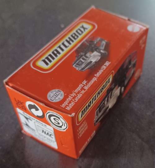 2020 Matchbox ~ Grab Box ~ 66/100 ~ Nissan NV Van ~ Mint in sealed box