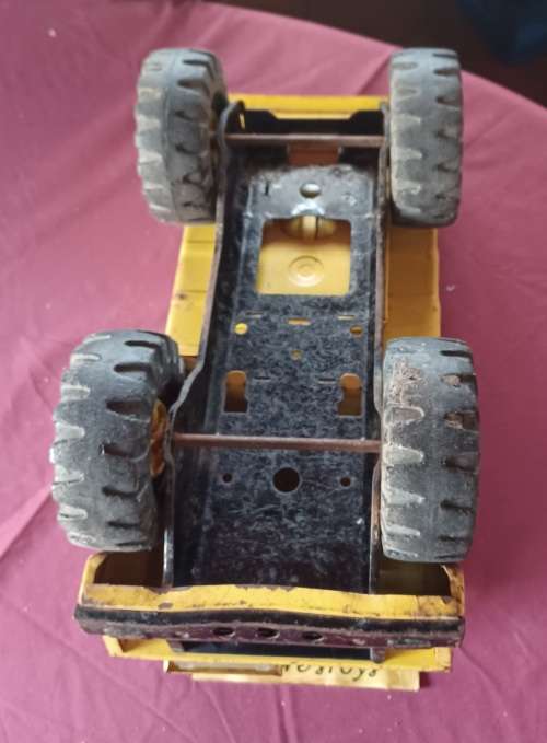 Tonka Vintage ~ Mighty Tonka Yellow Dump Truck ~ Pressed Steel All Original