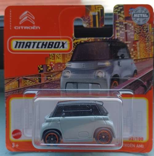 2022 Matchbox ~ 32/100 Citroen AMI - Mint on Short Card