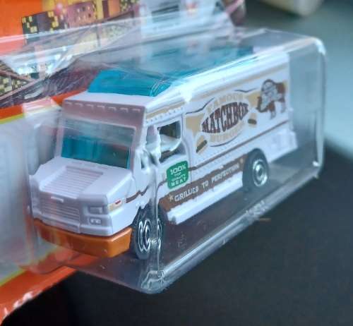 2021 Matchbox ~ 35/100 Chow Mobile II - Mint on Short Card