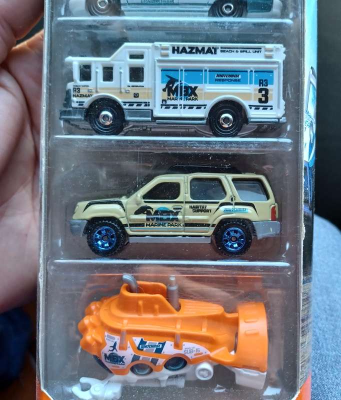 2020 Matchbox  - MBX Marine Rescue ~ 5 Pack