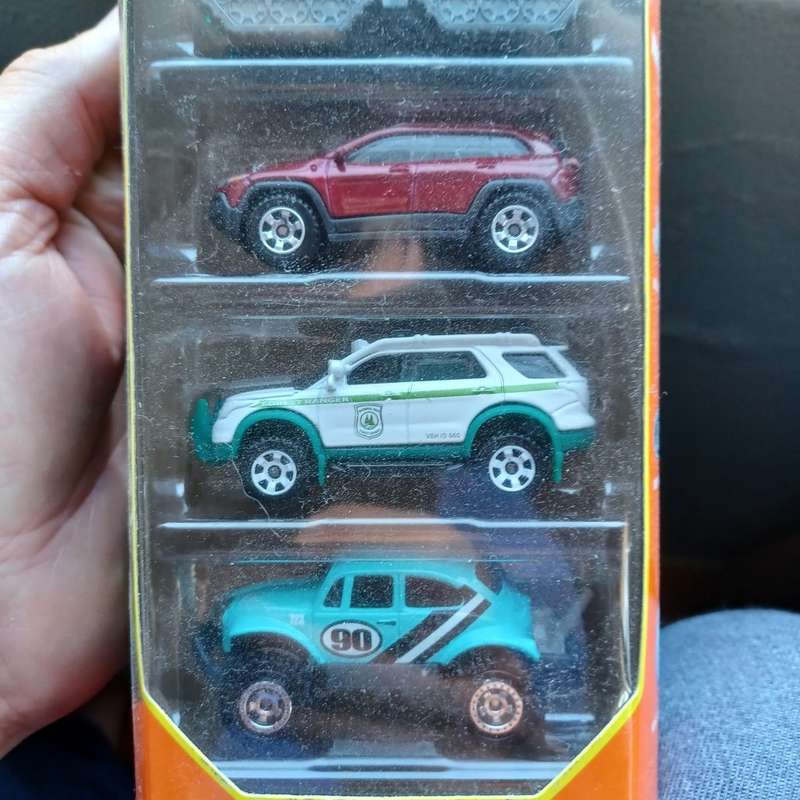 2021 Matchbox  - MBX Mountain II ~ 5 Pack
