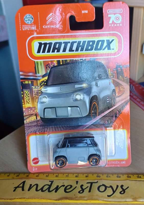 2022 Matchbox ~  Citroen AMI ~ Mint on Long Card