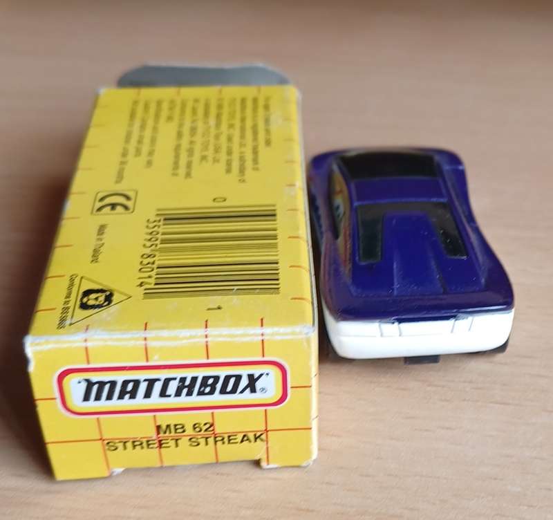 1995 Matchbox ~ Grid Box ~ MB62 Street Streak