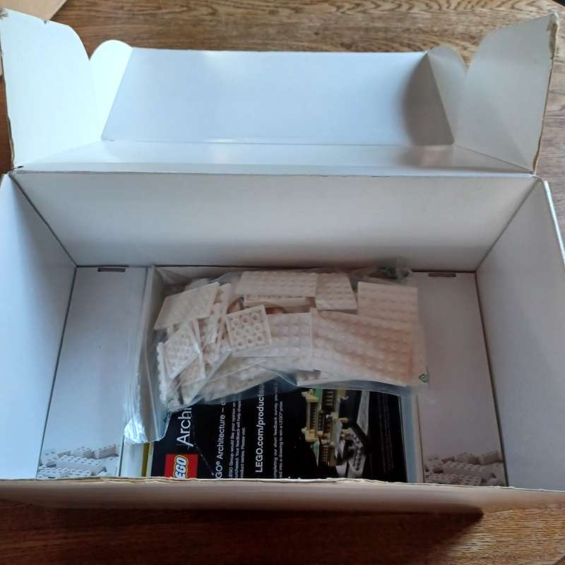 LEGO Architecture Studio (21050) Open Box all pieces original