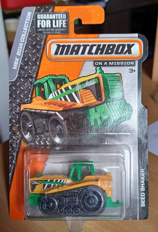 2014 Matchbox ~ Long Card` ~ Seed Shaker