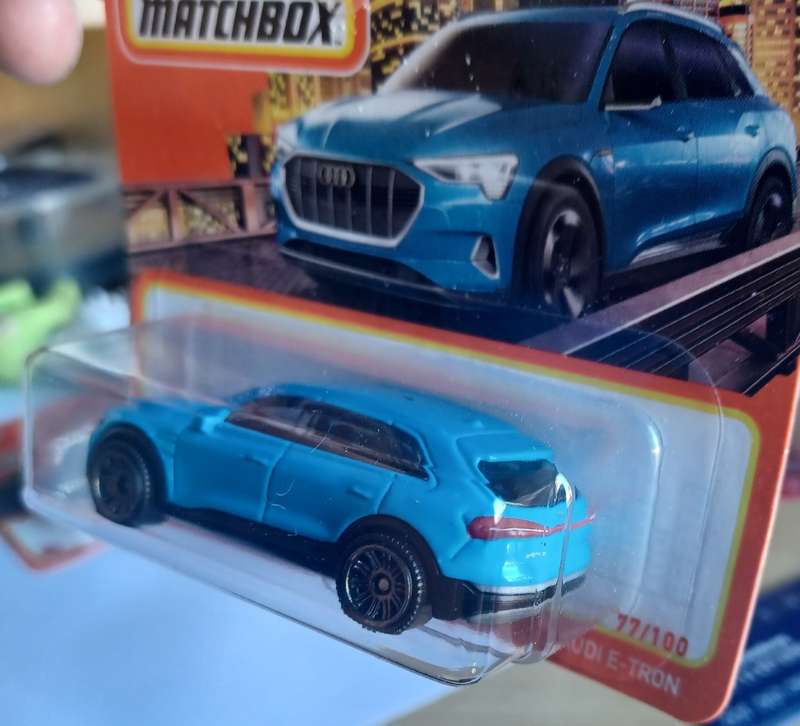 2022 Matchbox `Short Card` ~ No77/100 Audi E-Tron