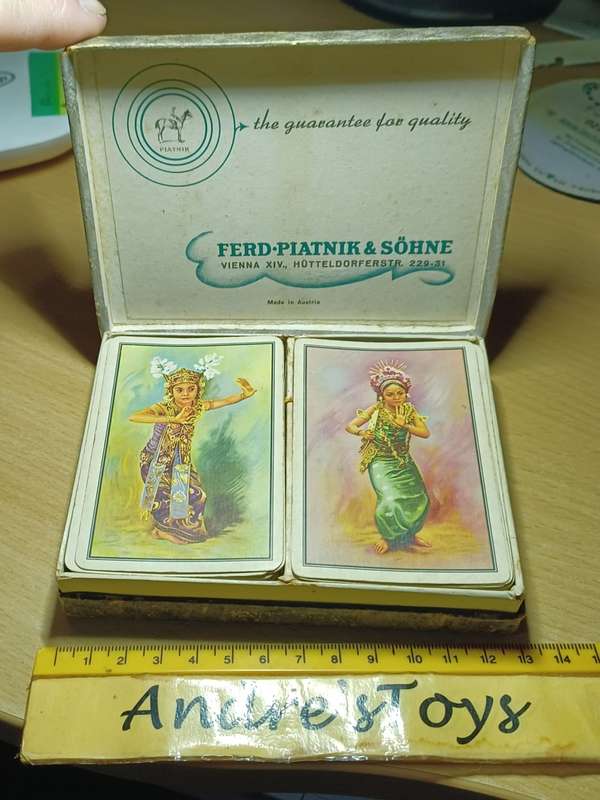 Vintage Playing cards ~ twin Pack ~ Ferd. Piatnik & Söhne