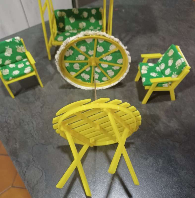 Vintage Barbie - (maybe Sindy) PATIO Table Chairs lot