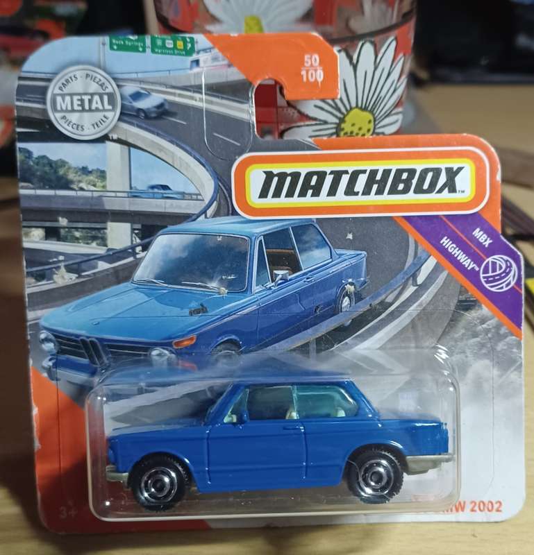 2019 Matchbox `Short Card` ~ No50/100 69 BMW 2002