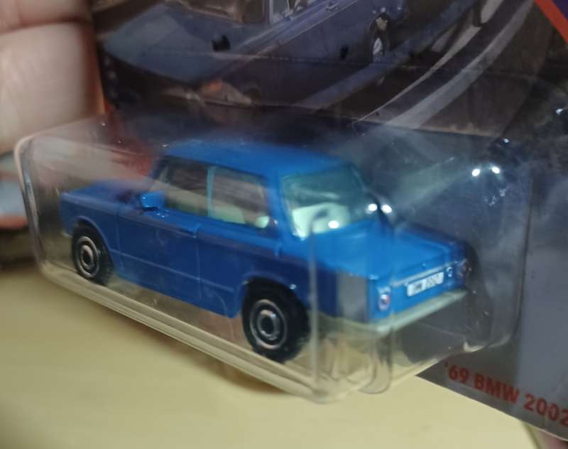 2019 Matchbox `Short Card` ~ No50/100 69 BMW 2002