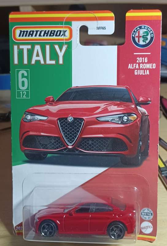 2022 Matchbox Italy ~ Long Card` ~ #6/12 2016 Alfa Romeo Giulia