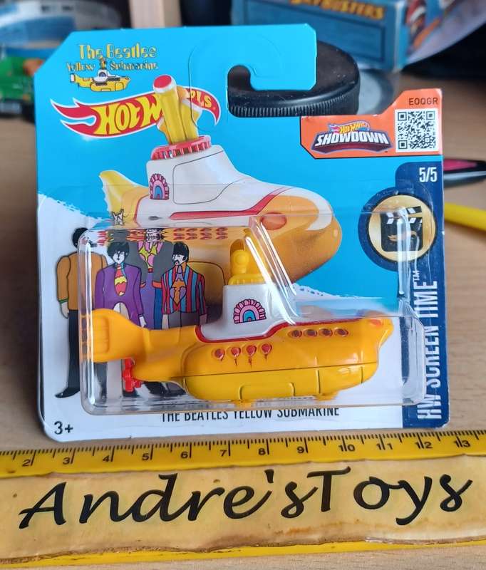 Hotwheels ~ HW Screen Time ~ The Beatles Yellow Submarine ~ Carded