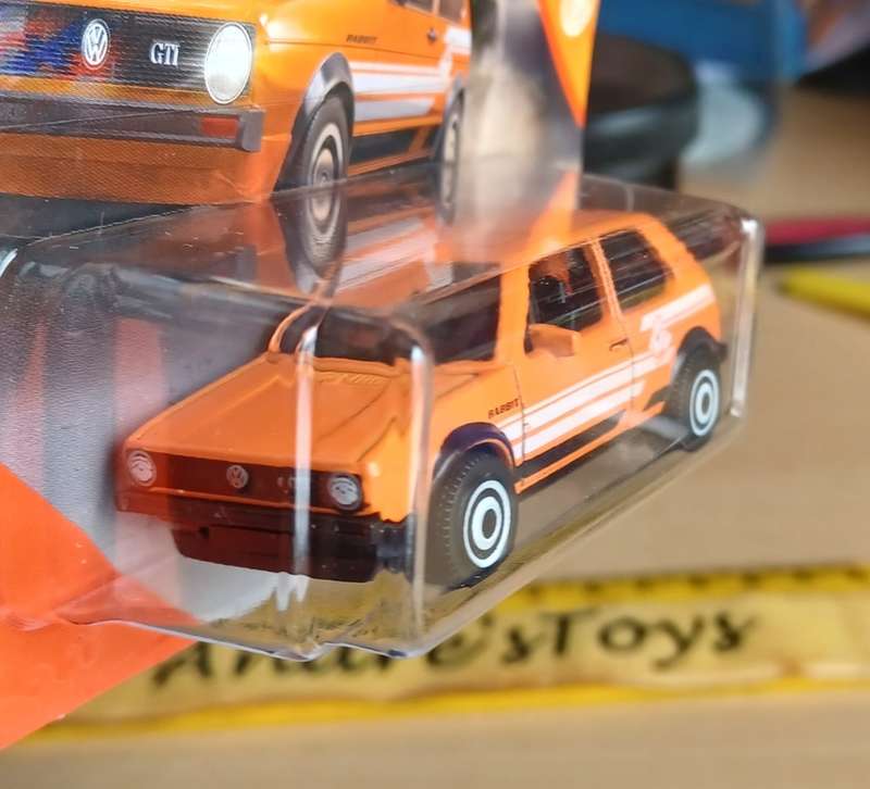 2019 Matchbox ~ 8/100 ~ Volkswagen Golf MK1 ~ Mint on Short card