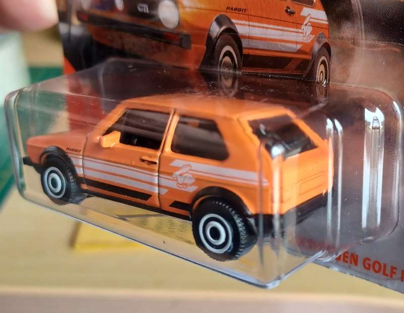 2019 Matchbox ~ 8/100 ~ Volkswagen Golf MK1 ~ Mint on Short card