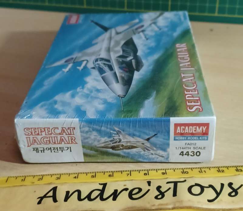 Academy~  Model Kit ~ 1/144 ~ Sepecat Jaguar