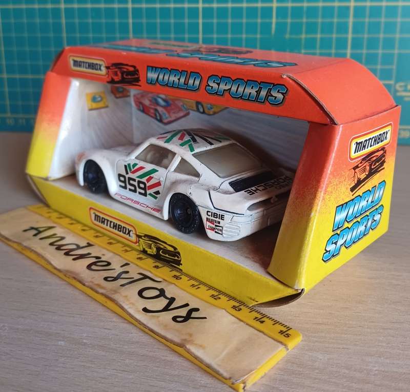 1993 Matchbox ~ World Sports ~ Porsche 959 WS-700