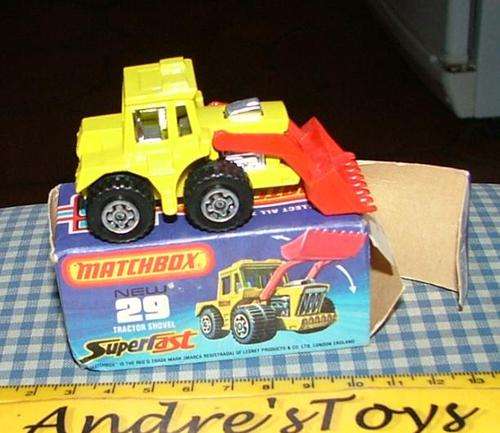 Matchbox / Lesney ~ Superfast ~ No29 Tractor Shovel - with Original Box