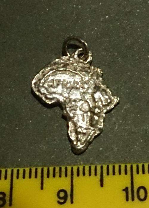 Vintage STERLING SILVER CHARM FOR BRACELET ~ Africa