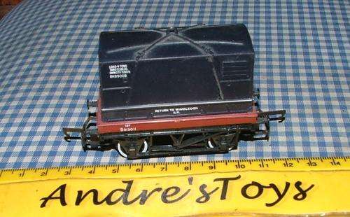 Model Train ~ LowSided Wagon with load ~ OO Gauge