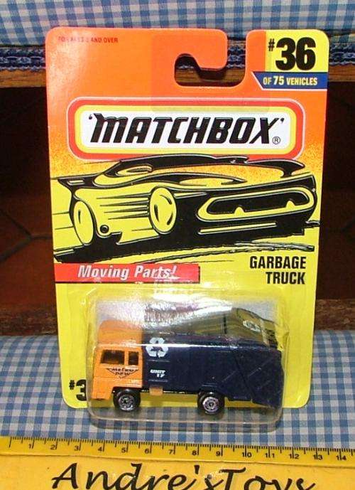 Matchbox ~ 1996  ~ No36 Garbade Truck ~ Mint on Long card