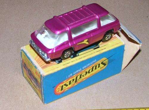 MATCHBOX #22E Freeman Intercity Commuter ~  With a Original Box 1970