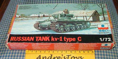 ESCI 1/72 RUSSIAN ANK KV-1 TYPE C 8037 (UNSTARTED KIT - BOX SQUASHED)