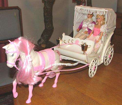 Barbie / for the collector - Ken & Barbie in a Carriage