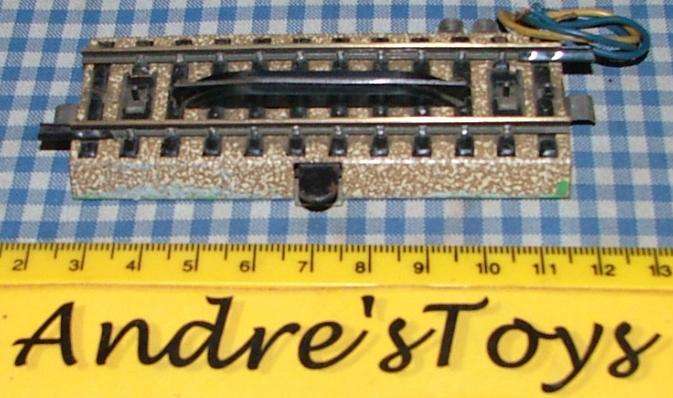 Marklin ~ Made in Germany ~ Uncoupler ~ 5112