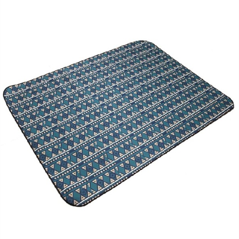 Picnic mat leisure cushion Persian large thick waterproof moisture-proof washable handle beach mat