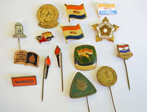 South African Republic 1960s selection of 15 vintage pin badges