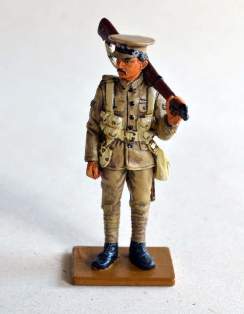 Men at War by Del Prado Osprey metal miniature lead figurine of a British Tommy