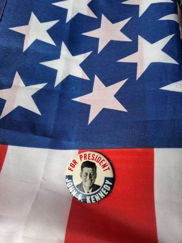 Stars and Stripes flag (Star Spangled Banner) USA and John F. Kennedy for President Campaign badge
