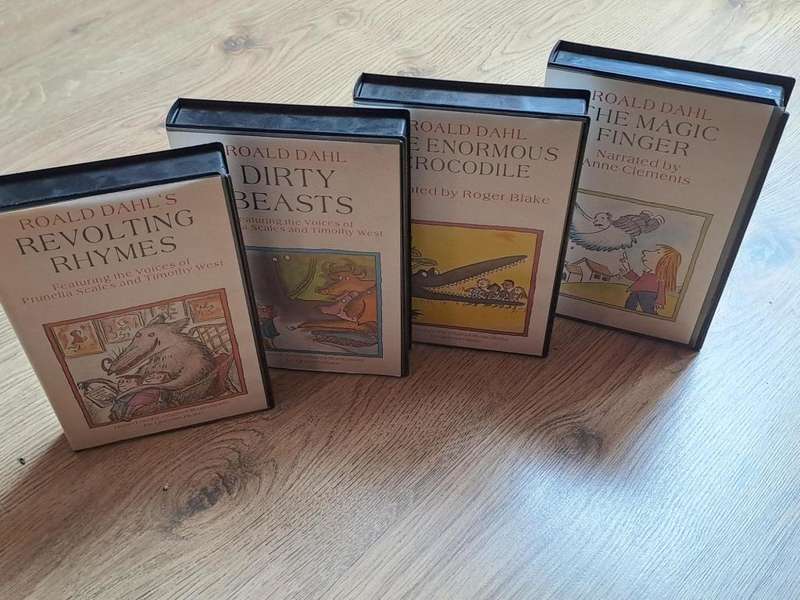 Roald Dahl 4 x VHS Video Tape Releases from 1990. A nice to have if youre a Roald Dahl fan.