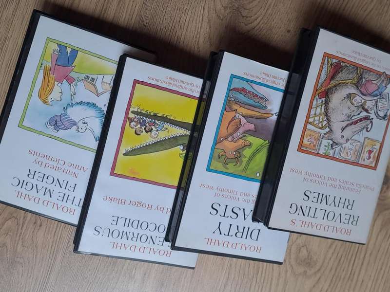 Roald Dahl 4 x VHS Video Tape Releases from 1990. A nice to have if youre a Roald Dahl fan.