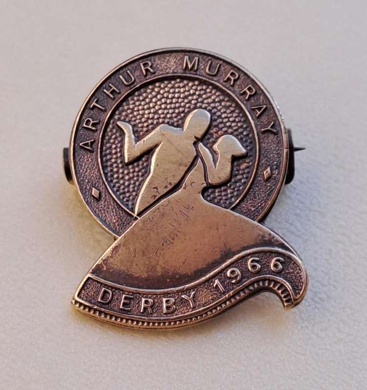 Arthur Murray Dance Studio 2 x pin badges circa 1960s and a SAFD (Dance) pin badge