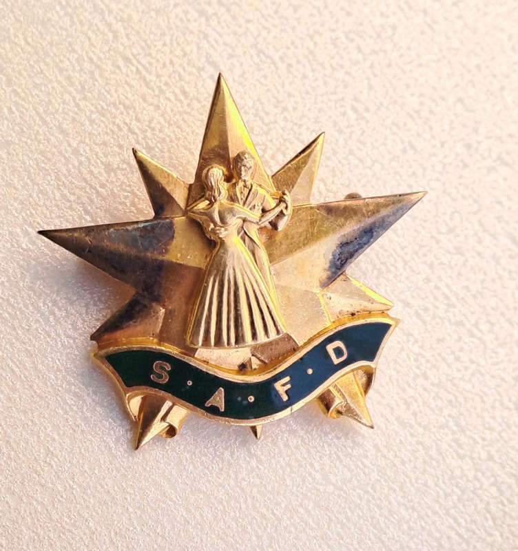 Arthur Murray Dance Studio 2 x pin badges circa 1960s and a SAFD (Dance) pin badge