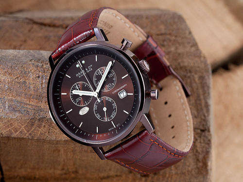 LAST ONE LEFT!!Brand new Haas & Cie Vitesse Chronograph, RARE in RSA!!!