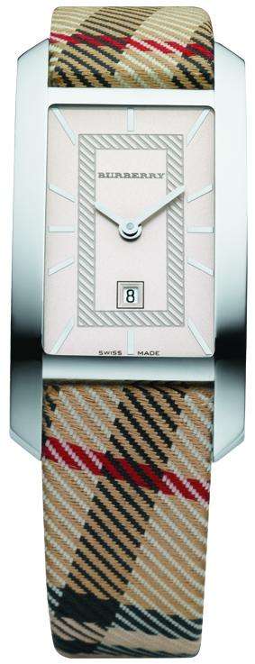 **NO RESERVE**Burberry Nova Check**W/Box, Papers, etc**R6400**