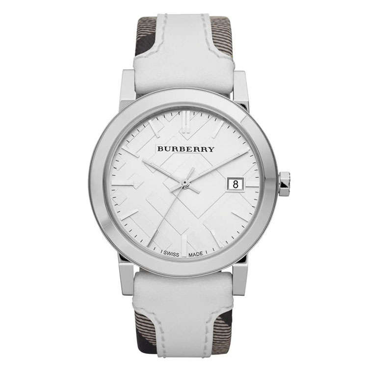 Gorgeous!!!!Ladies Burberry Nova Check*W/ Box Papers etc*IN STOCK**