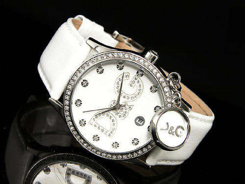 **Stunning Dolce & Gabana ladies watch with charm and crystal elements**GORGEOUS**