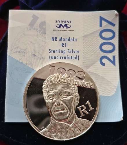## UNC 2007 Mandela Protea Silver R1 in SAM Bag with COA ##
