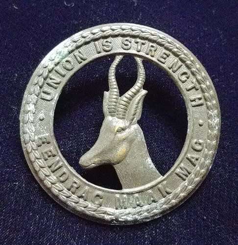 ## Union Defence Force Cap/Helmet Badge ##
